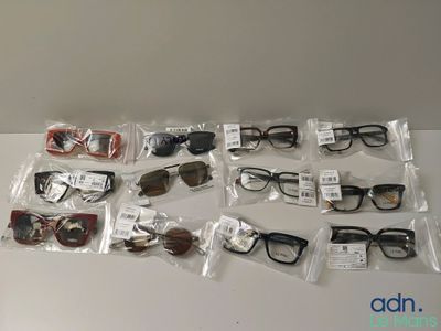Lot de 12 montures de lunettes VISIONARIO - NEUVES - TVA Réc…