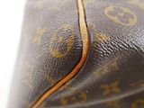 louis vuitton monogram canvas shoulder bag