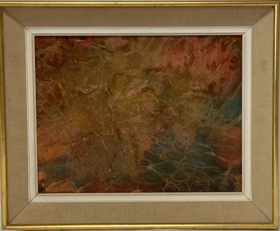 une image représentant un tableau dans un cadre doré accroché à un mur blanc