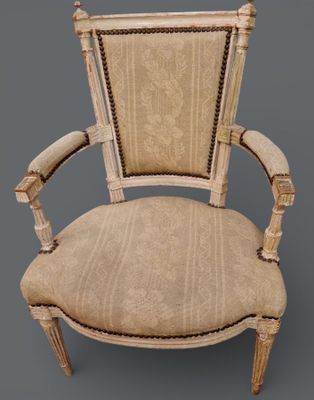 "Paire de fauteuils cabriolets à dossier à montants en colon…