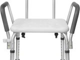 une chaise de douche blanche et grise, avec des accoudoirs et des pieds