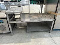 Support en inox, dimensions : 121x61x72 cm, non testé, en l'…