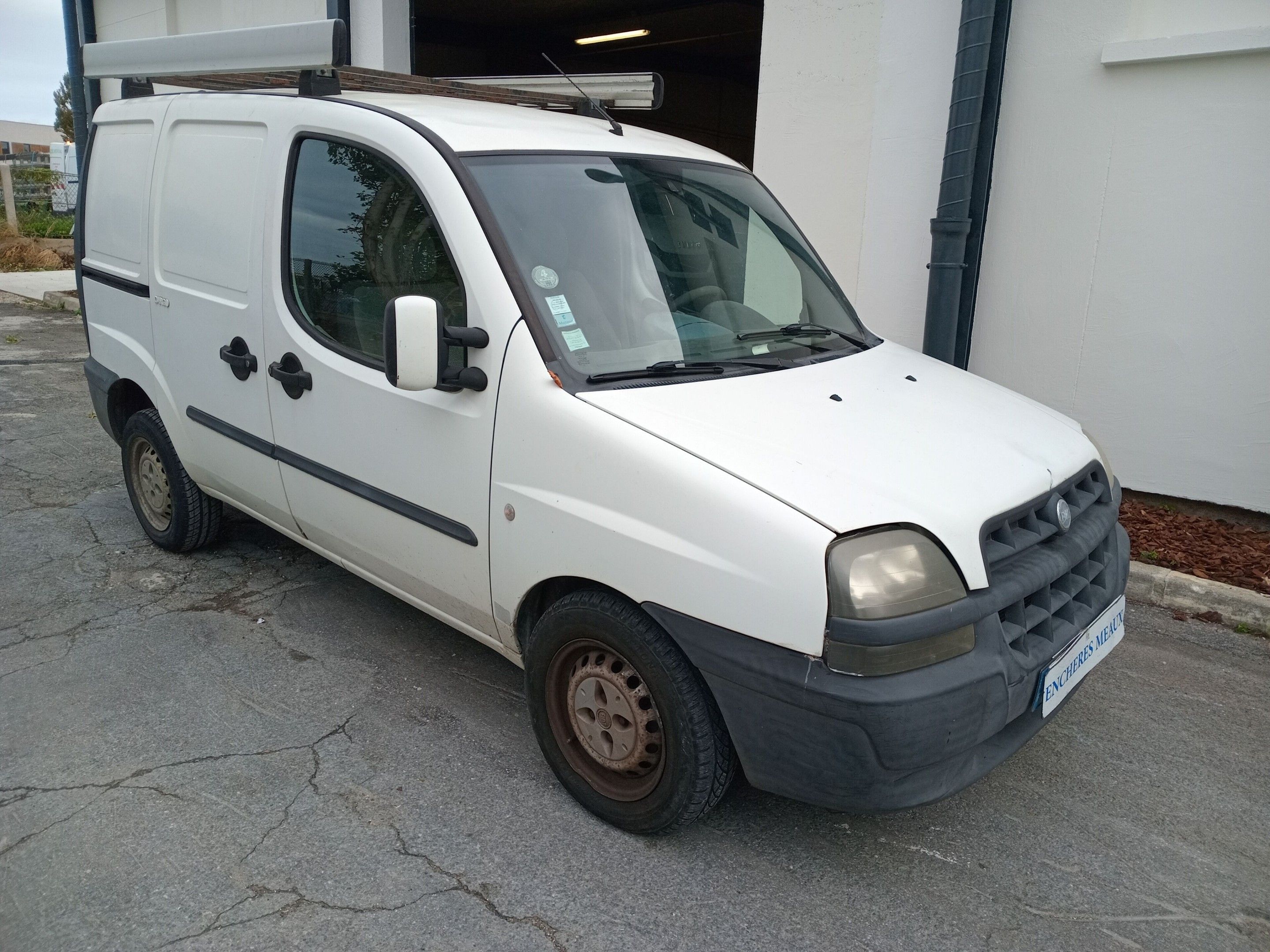 FIAT DOBLO - Genre : CTTE - Carrosserie : FOURGON - Energie …