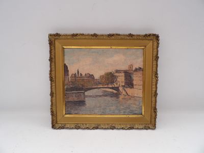 une image d'un tableau accroché au mur