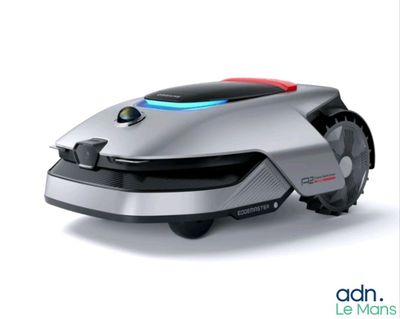 an image of a robot that is sitting on the ground