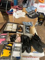 18 paires de chaussettes marque hummel , chaussures et panto…