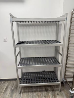 3 Etagères en aluminium à 4 niveaux VENTE SUR DESIGNATION A … - Photo 1