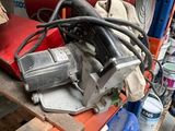 an image of a bunch of tools sitting on top of a wooden pallet