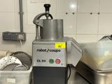 a machine that is sitting on a counter in a kitchen