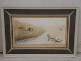 tableau représentant des canards survolant un ruisseau dans un champ d'herbe