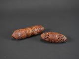une paire de filets chinois en bois sculpté, XIXe siècle
