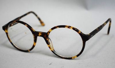 PETER & MAY Paire de lunettes de vue avec boitier