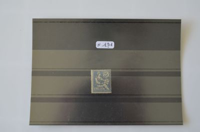 Un timbre de France N°127, neuf sans charnière, cote 500 eur…