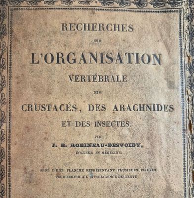 an old book with the title of an organation written in french
