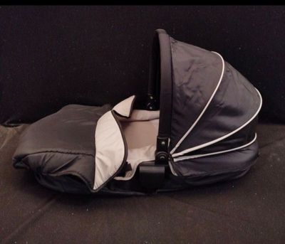 lot de 2 nacelle texas neuve de 0 à 6mois