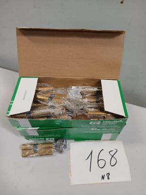 Lot de 30 cylindres européens double entréeFacchinetti , fin…