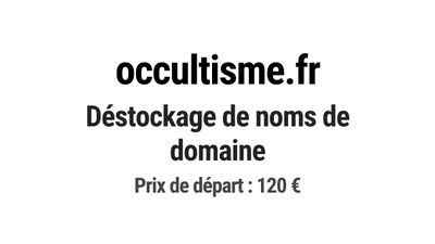a black and white photo of a sign that says coultisme fr desstockage de nons de domaine