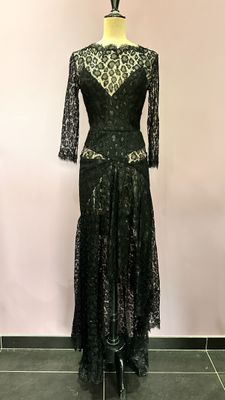 a mannequin dress on a mannequin mannequin mannequin mannequin mannequin mannequin mannequin mannequin mann