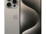 L'iPhone 11 Pro et l'iPhone 11 Pro Max sont présentés en argent