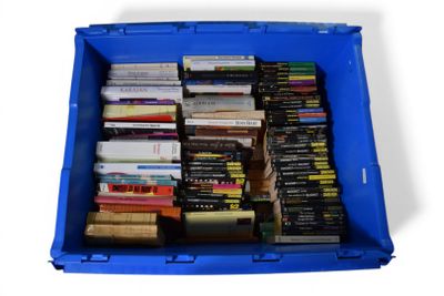 Important lot de livres : Littérature, voyages, mathématique…