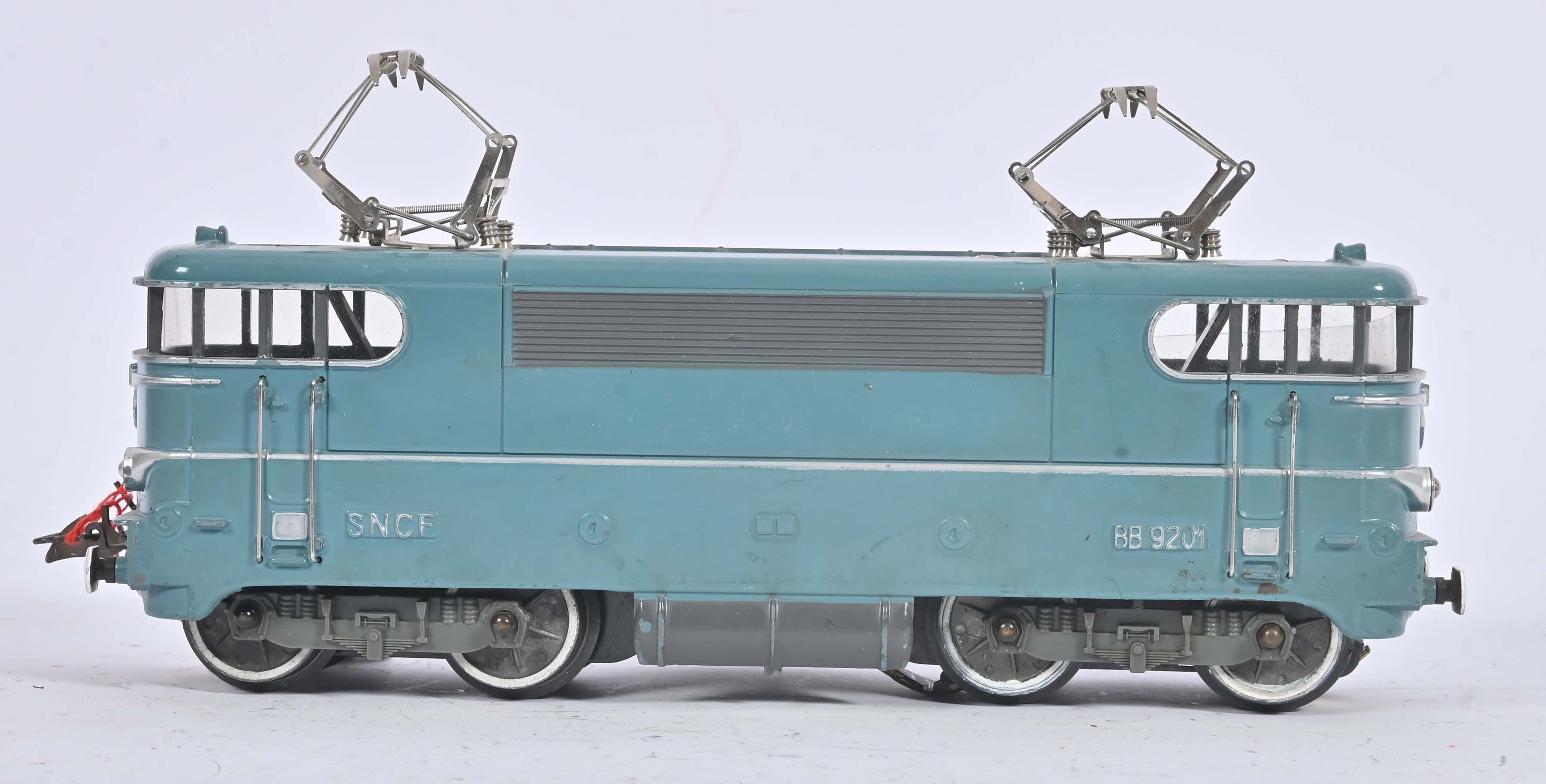 Objets d'art & Curiosités