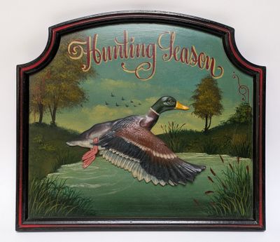 un tableau représentant un canard survolant un plan d'eau