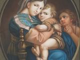 une image d'un tableau représentant une femme tenant un enfant dans ses bras