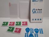 une boîte d'autocollants posée sur une table