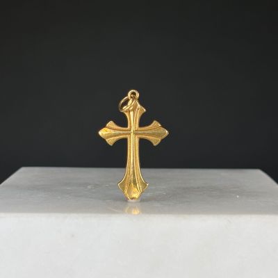 Pendentif "croix" en or jaune 750/1000 (18K) Poids : 0,6 g
