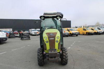CLAAS Tracteur CLAAS NEXOS 230 VL - Genre : TRA - Carrosseri…