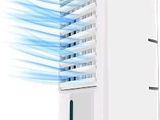 une image représentant un climatiseur blanc d'où s'échappe de la fumée bleue