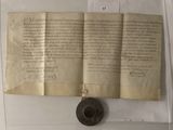 une feuille de papier posée sur une autre feuille de papier