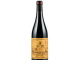 une bouteille de vin rouge sur fond blanc