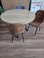 Ensemble de mobilier de bureau comprenant 3 tables rondes av… (photo 4)