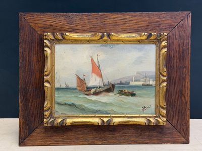 tableau représentant un bateau sur un plan d'eau, avec une voile rouge