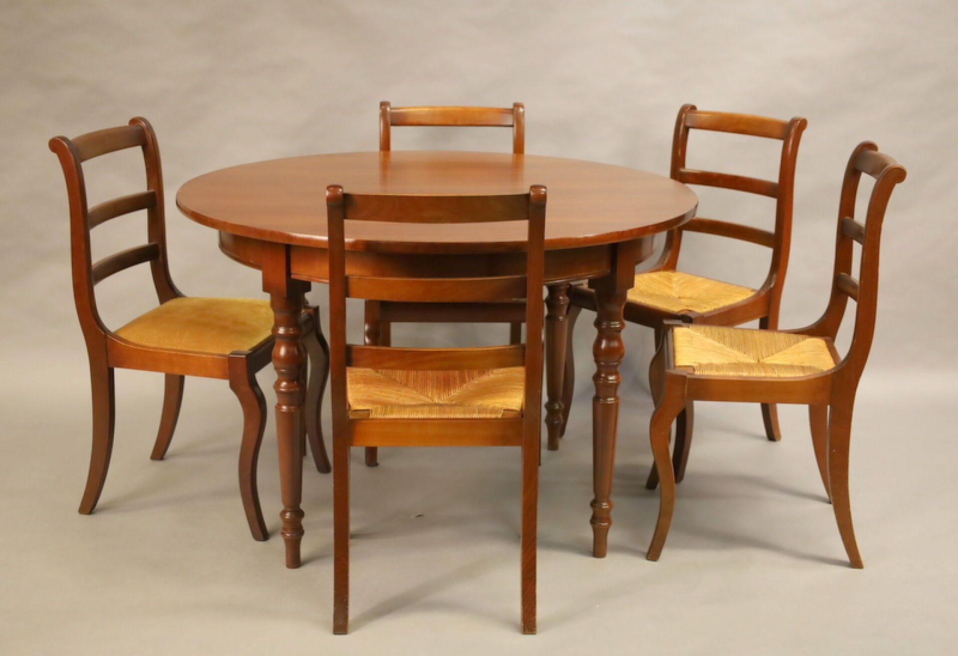 Objets d'art & Curiosités
