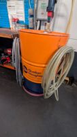 1 fut de QUAKER HOUGHTON SALES avec sa pompe (photo 2)