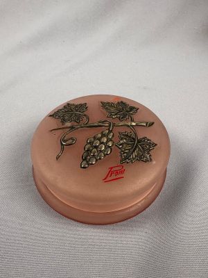 Réunion de 2 objets en verre comprenant