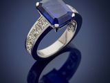 a blue sapphire and diamond ring