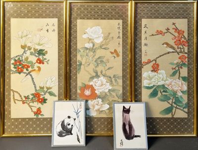 ASIE. Lot de trois peintures sur soie représentant des oisea…