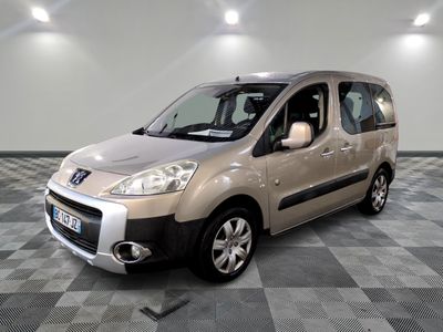 PEUGEOT - PARTNER TEPEE 1.6 HDI 90CH OUTDOOR - GO - Mise en …