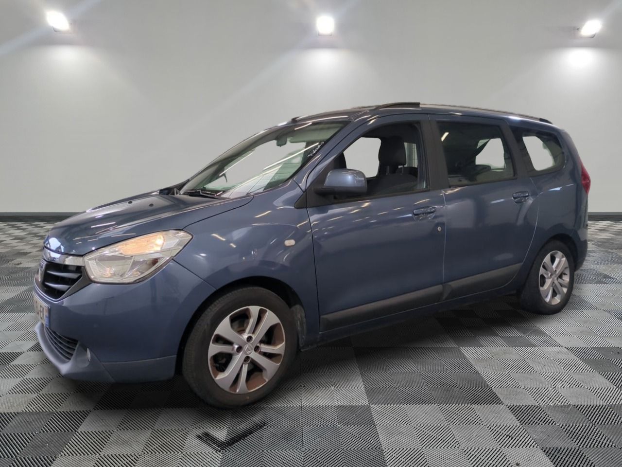 DACIA - LODGY DCI 110 FAP 5 PLACES BLACK LINE - GO - Mise en…