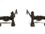 paire de bougeoirs anciens en bronze, ornés de fleurs et d'oiseaux