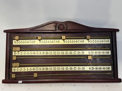 Tableau compteur de points de billard en bois et laiton. - Photo 1