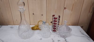 Lot de cristal/verre taillé : - Carafe en cristal taillé H. …