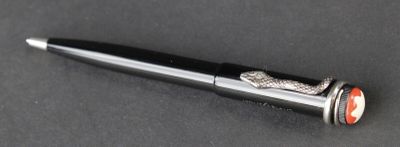 MONTBLANC: Stylo roller à corps noir brillant orné d'un serp… - Photo 1