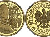 a gold coin with the image of pope benedicto on it