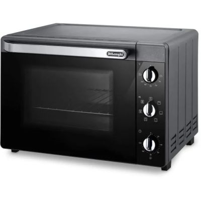 une image d'un grille-pain four noir sur fond blanc
