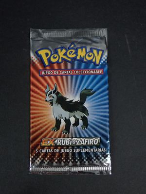 une image d'une carte à collectionner Pokémon sur laquelle figure un chien en noir et blanc