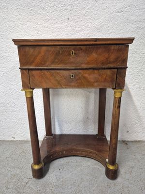 Chevet Empire en placage d'acajou formant coiffeuse , ouvran…